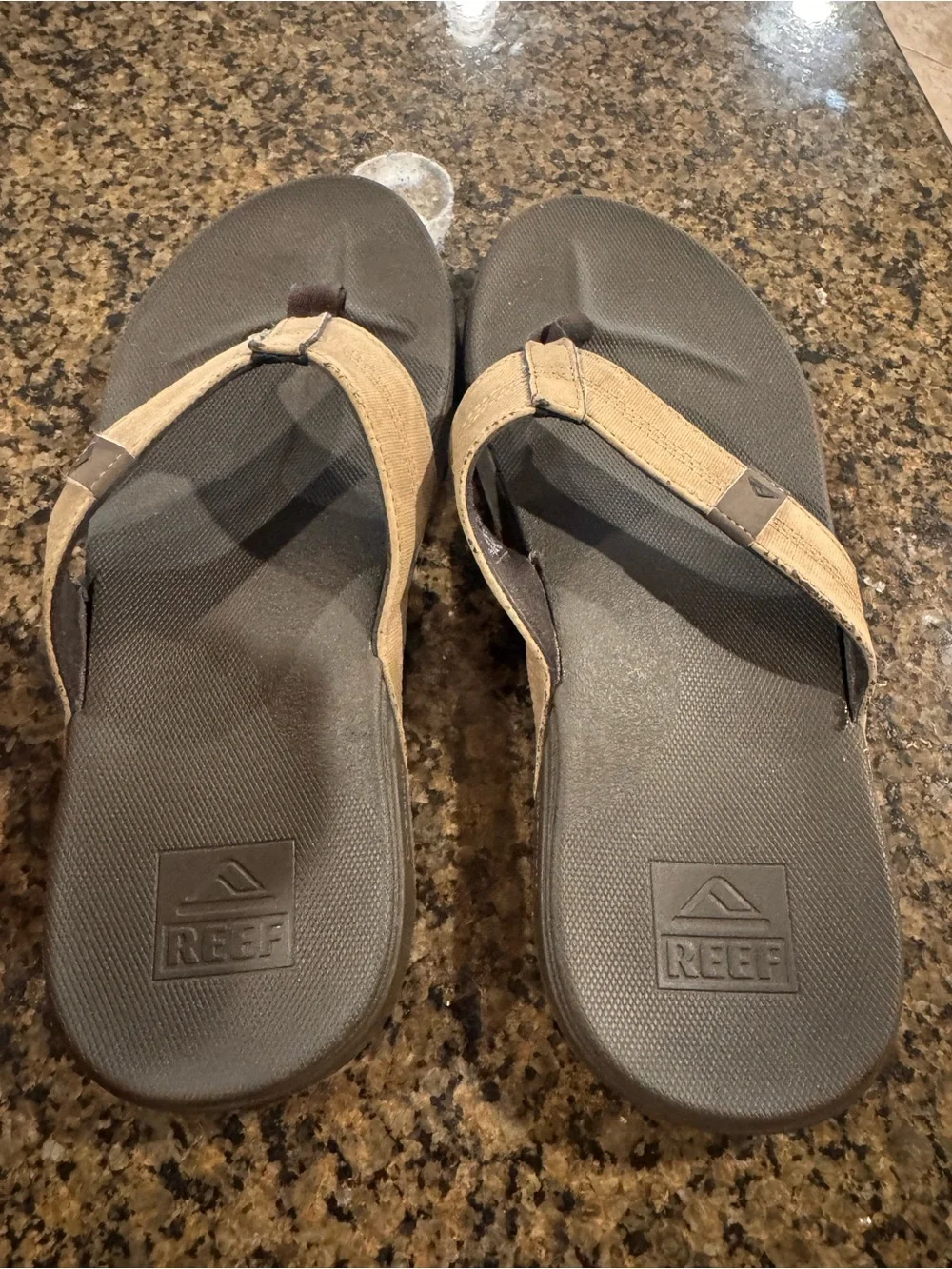 Reef Men's Brown and Tan Casual Flip Flops